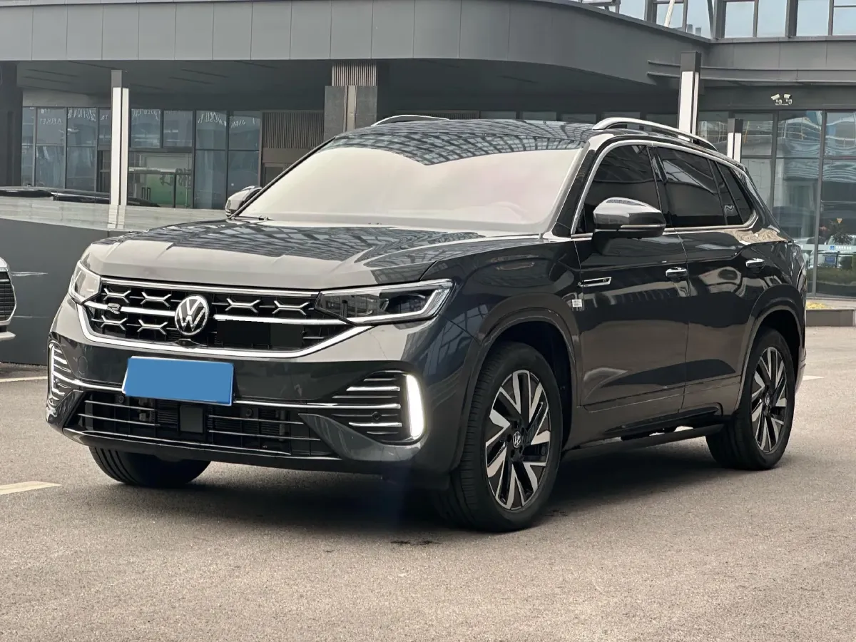 2024 Volkswagen Tayron 2.0T 186HP L4 7DCT,autocango,china used car exporter,china ev exporter,chinese used car exporter,chinese used ev exporter