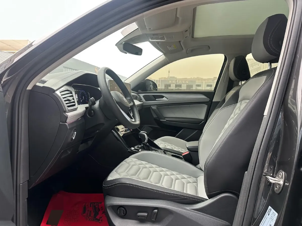 2024 Volkswagen Tayron 2.0T 186HP L4 7DCT,autocango,china used car exporter,china ev exporter,chinese used car exporter,chinese used ev exporter