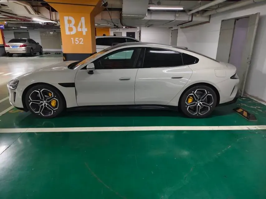 2024 MI SU7 BEV 101KWH,autocango,china used car exporter,china ev exporter,chinese used car exporter,chinese used ev exporter