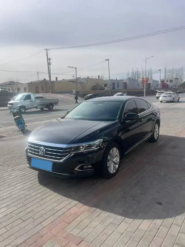 2020 Volkswagen Passat 1.4T 150HP L4 7DCT,autocango,china used car exporter,china ev exporter,chinese used car exporter,chinese used ev exporter