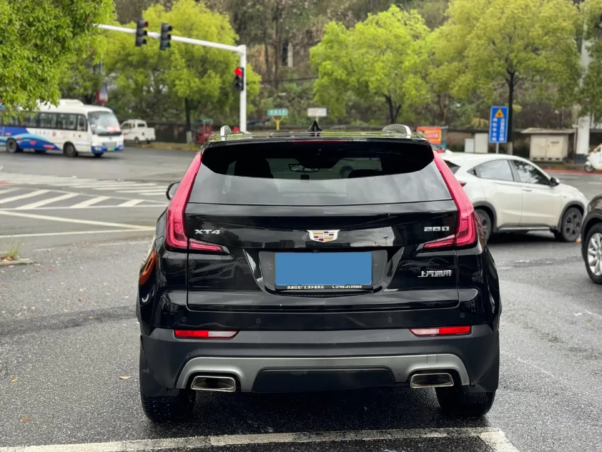 2020 Cadillac XT4 2.0T 241HP L4 9AT,autocango,china used car exporter,china ev exporter,chinese used car exporter,chinese used ev exporter