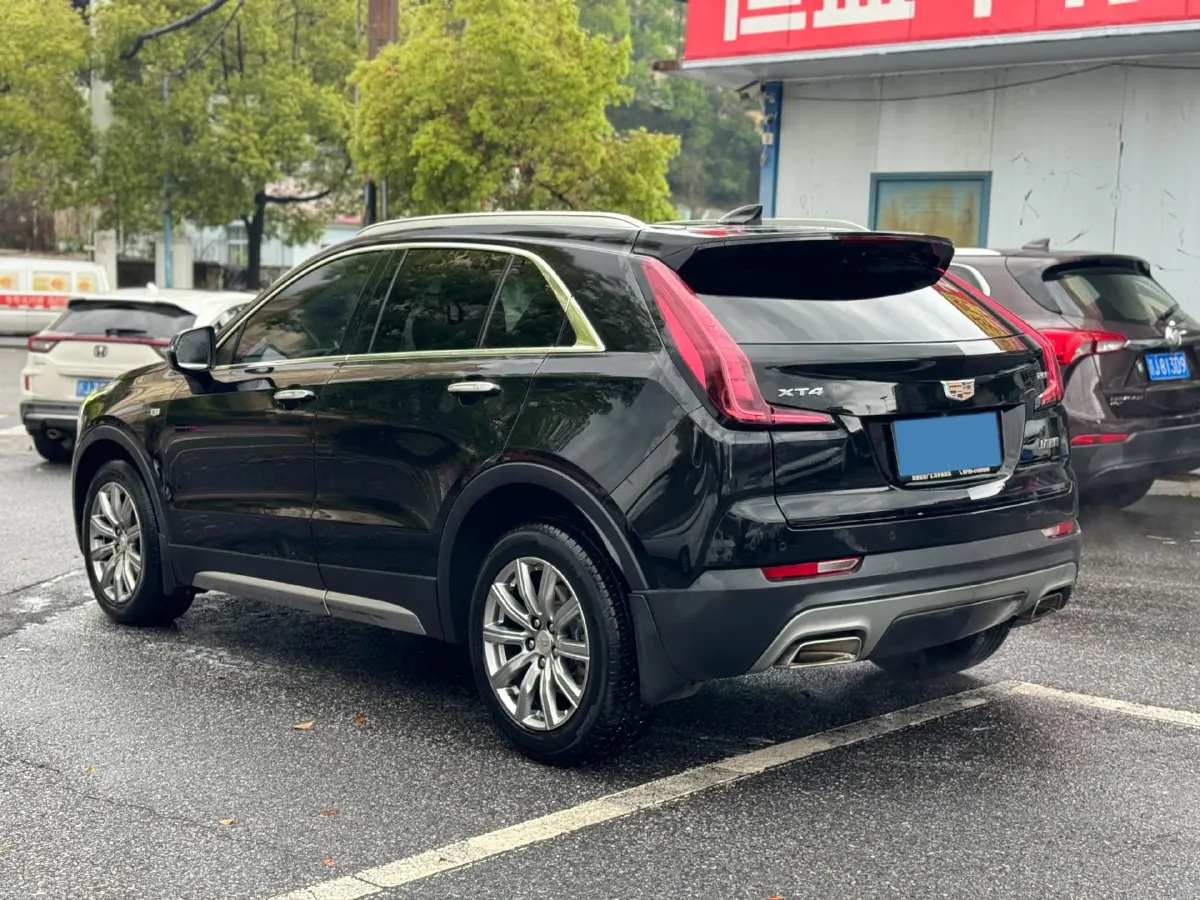 2020 Cadillac XT4 2.0T 241HP L4 9AT,autocango,china used car exporter,china ev exporter,chinese used car exporter,chinese used ev exporter