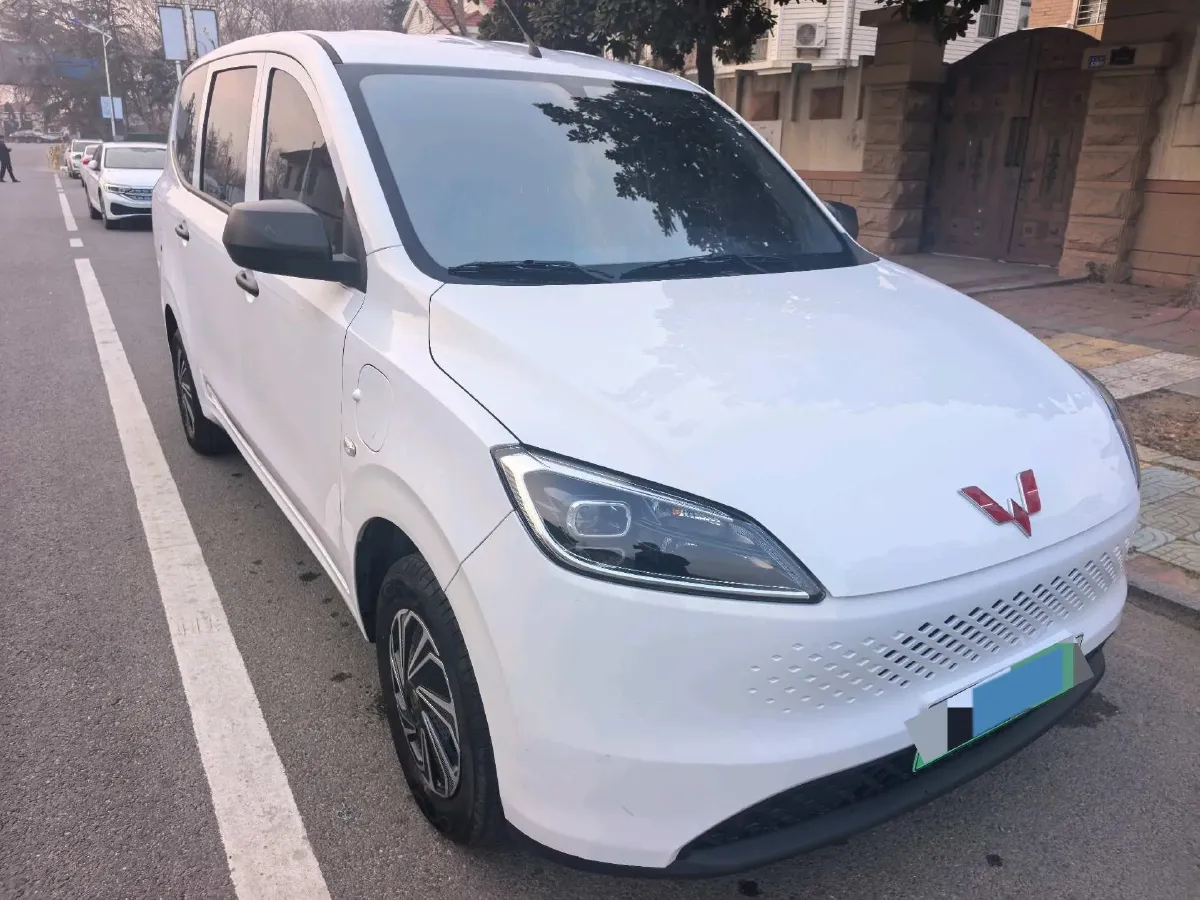 2025 WuLing HongGuang New Energy REEV 99HP REEV,autocango,china used car exporter,china ev exporter,chinese used car exporter,chinese used ev exporter