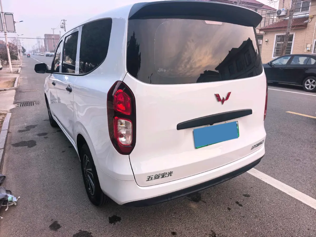 2025 WuLing HongGuang New Energy REEV 99HP REEV,autocango,china used car exporter,china ev exporter,chinese used car exporter,chinese used ev exporter