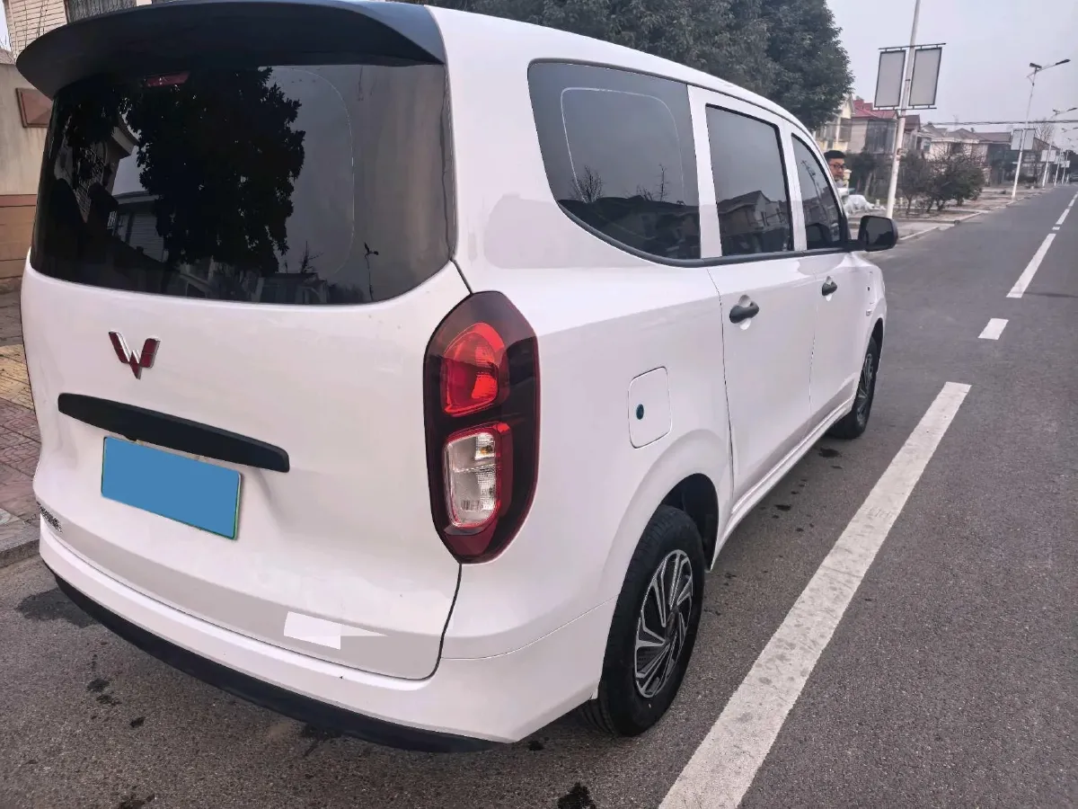 2025 WuLing HongGuang New Energy REEV 99HP REEV,autocango,china used car exporter,china ev exporter,chinese used car exporter,chinese used ev exporter