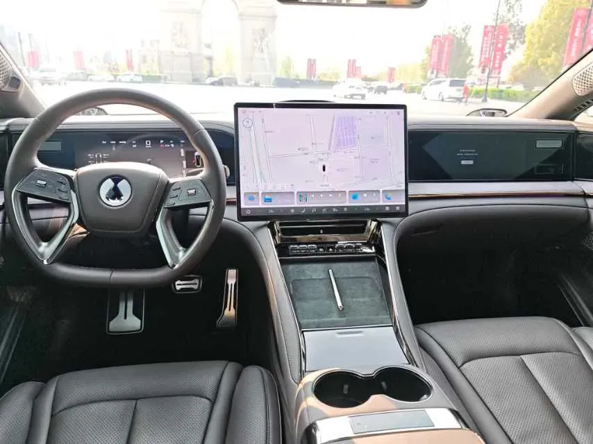 2024 Denza DenzaZ9 2.0T 207HP L4 E-CVT PHEV 38.5KWH,autocango,china used car exporter,china ev exporter,chinese used car exporter,chinese used ev exporter