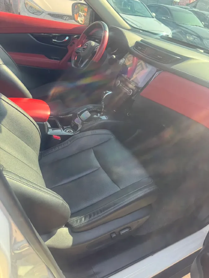 2021 Nissan X-Trail 2.0L 151HP L4 CVT,autocango,china used car exporter,china ev exporter,chinese used car exporter,chinese used ev exporter