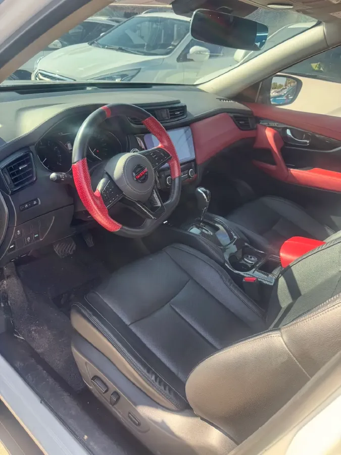 2021 Nissan X-Trail 2.0L 151HP L4 CVT,autocango,china used car exporter,china ev exporter,chinese used car exporter,chinese used ev exporter