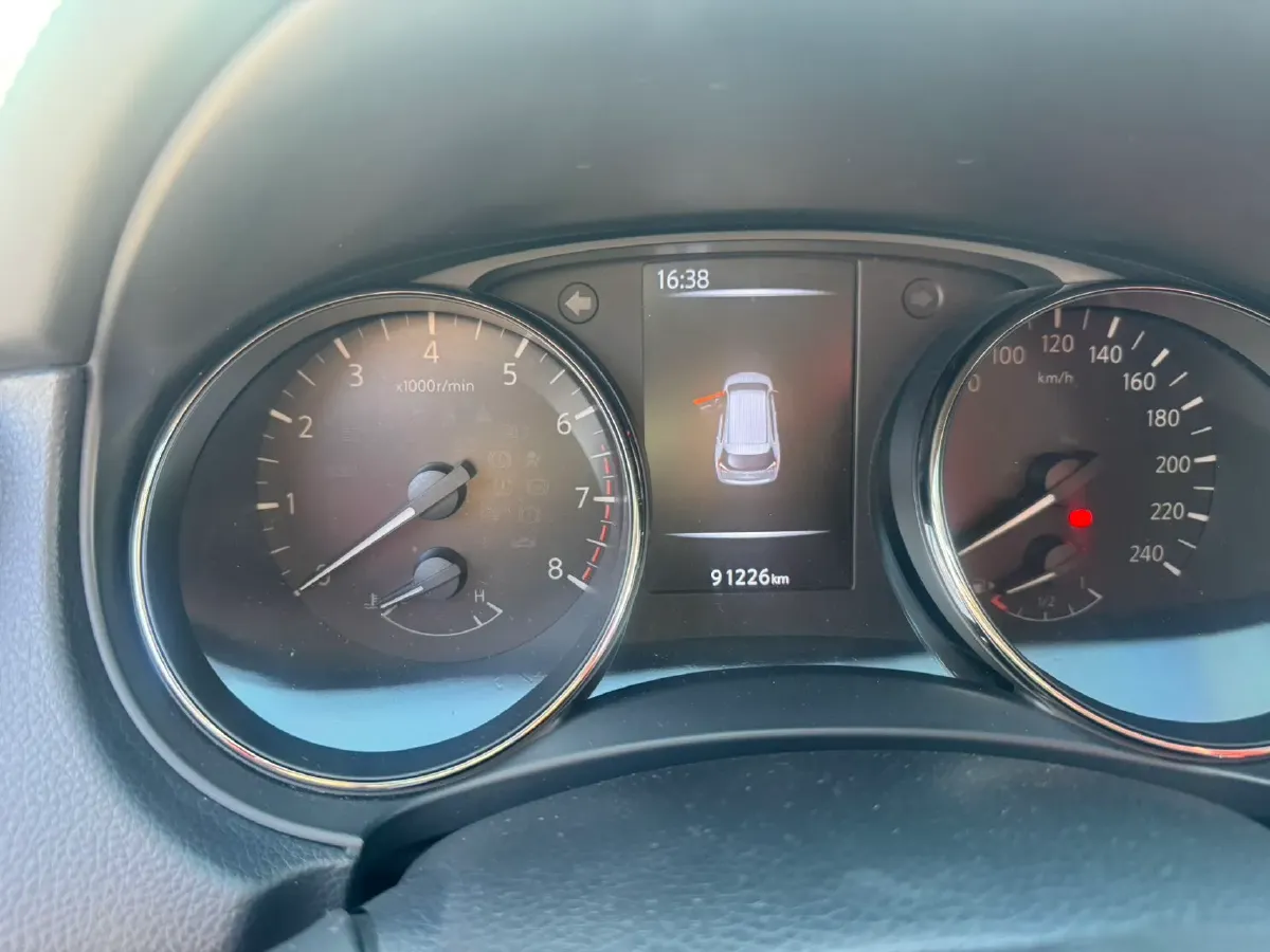 2021 Nissan X-Trail 2.0L 151HP L4 CVT,autocango,china used car exporter,china ev exporter,chinese used car exporter,chinese used ev exporter