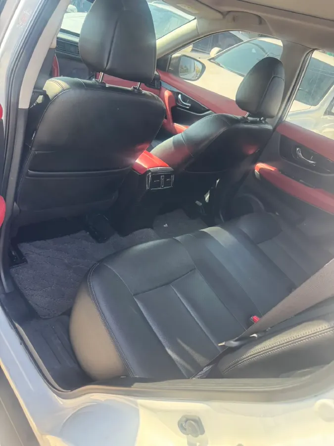 2021 Nissan X-Trail 2.0L 151HP L4 CVT,autocango,china used car exporter,china ev exporter,chinese used car exporter,chinese used ev exporter