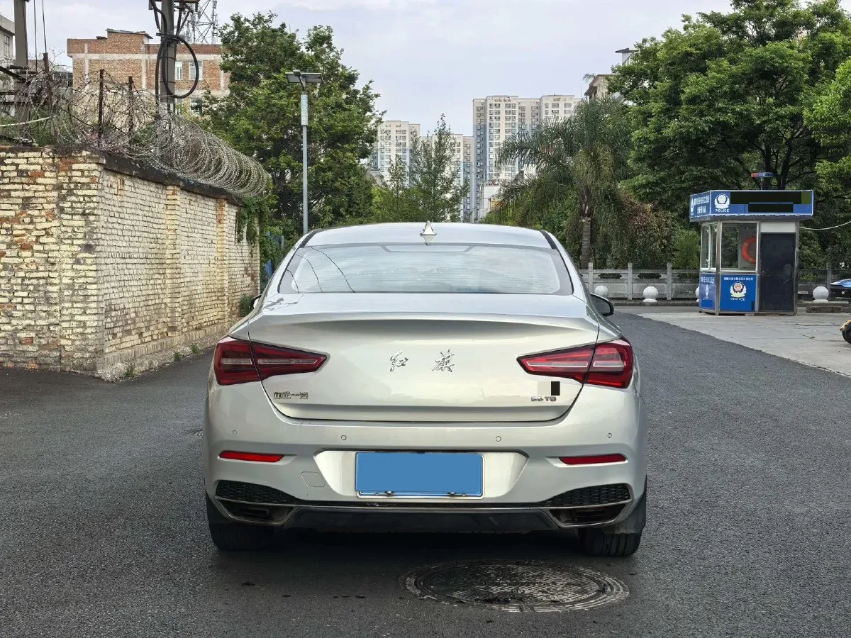 2022 HongQi H5 1.5T 169HP L4 7DCT,autocango,china used car exporter,china ev exporter,chinese used car exporter,chinese used ev exporter