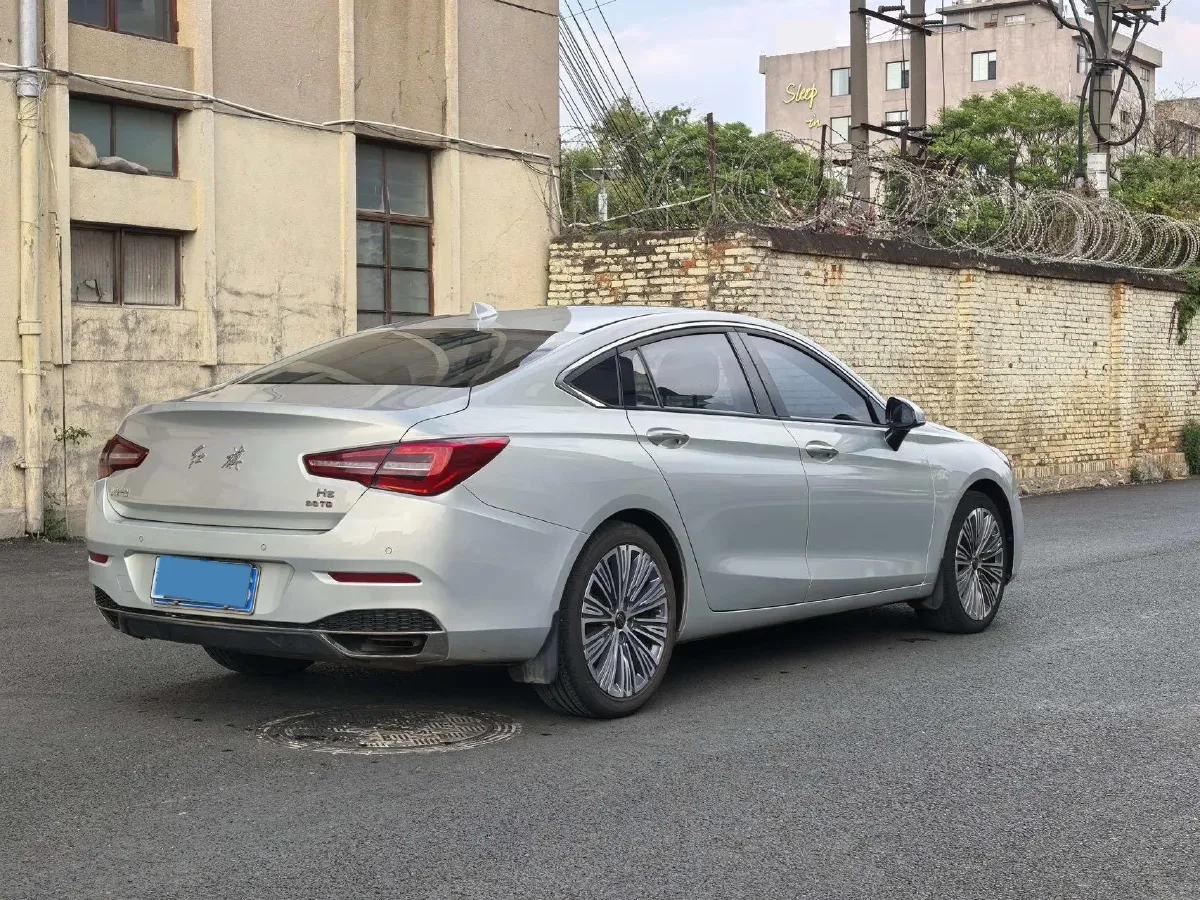 2022 HongQi H5 1.5T 169HP L4 7DCT,autocango,china used car exporter,china ev exporter,chinese used car exporter,chinese used ev exporter