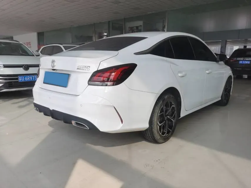2023 MG 5 1.5L 129HP L4 5MT,autocango,china used car exporter,china ev exporter,chinese used car exporter,chinese used ev exporter