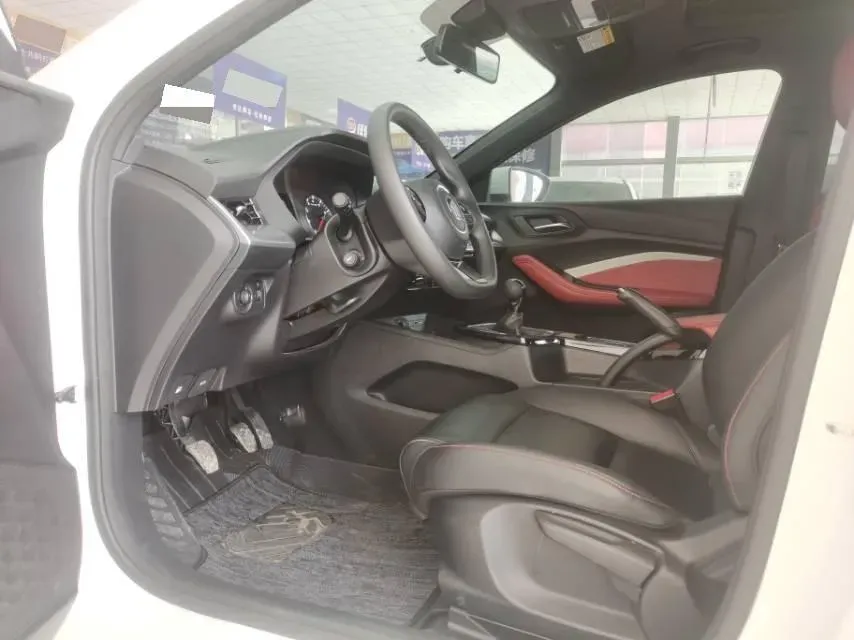 2023 MG 5 1.5L 129HP L4 5MT,autocango,china used car exporter,china ev exporter,chinese used car exporter,chinese used ev exporter