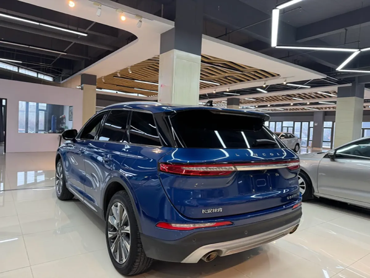 2022 Lincoln Corsair 2.0T 245HP L4 8AT,autocango,china used car exporter,china ev exporter,chinese used car exporter,chinese used ev exporter