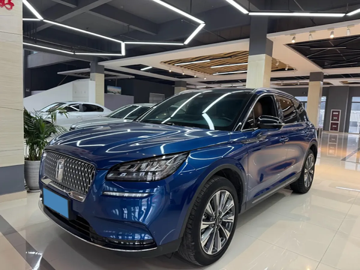 2022 Lincoln Corsair 2.0T 245HP L4 8AT,autocango,china used car exporter,china ev exporter,chinese used car exporter,chinese used ev exporter