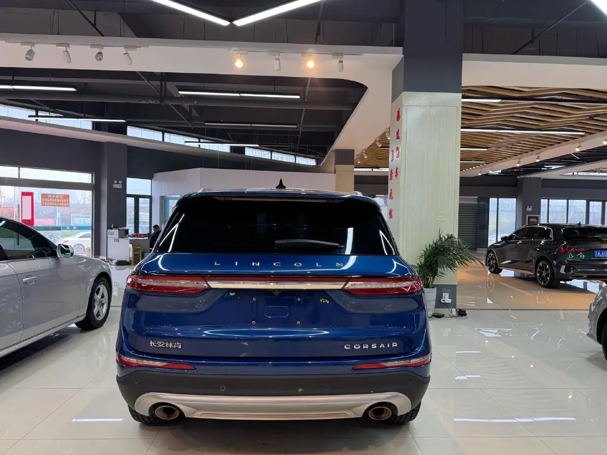 2022 Lincoln Corsair 2.0T 245HP L4 8AT,autocango,china used car exporter,china ev exporter,chinese used car exporter,chinese used ev exporter