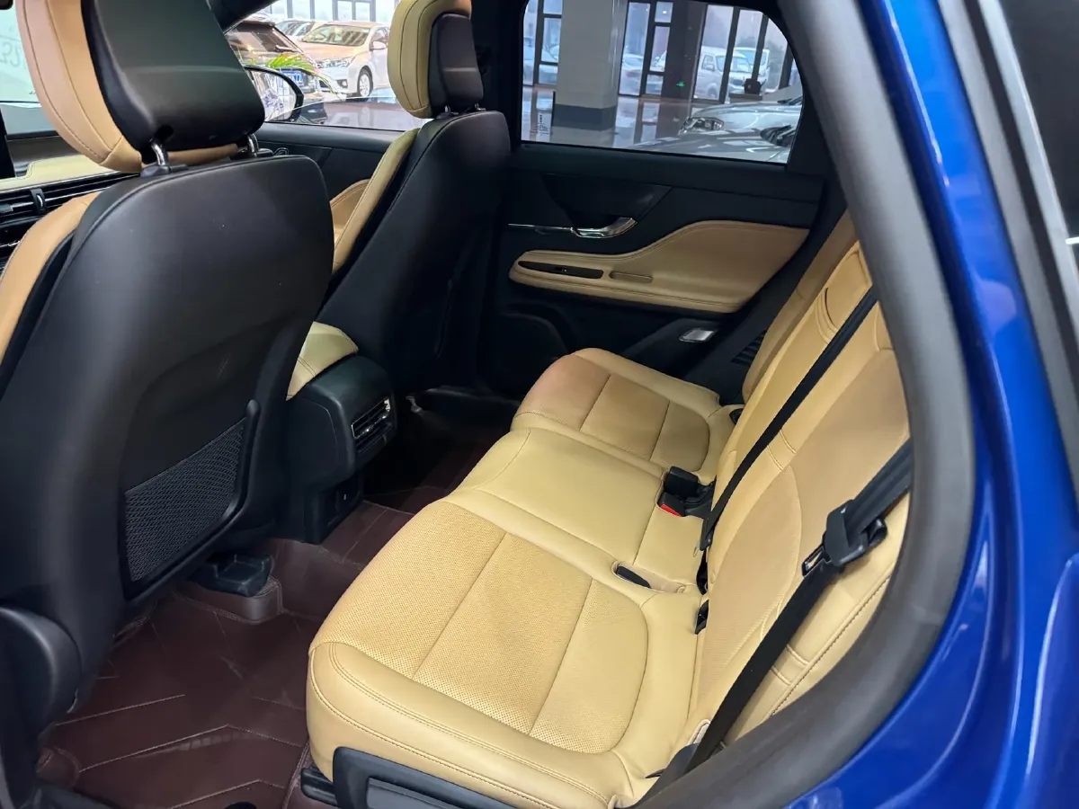 2022 Lincoln Corsair 2.0T 245HP L4 8AT,autocango,china used car exporter,china ev exporter,chinese used car exporter,chinese used ev exporter