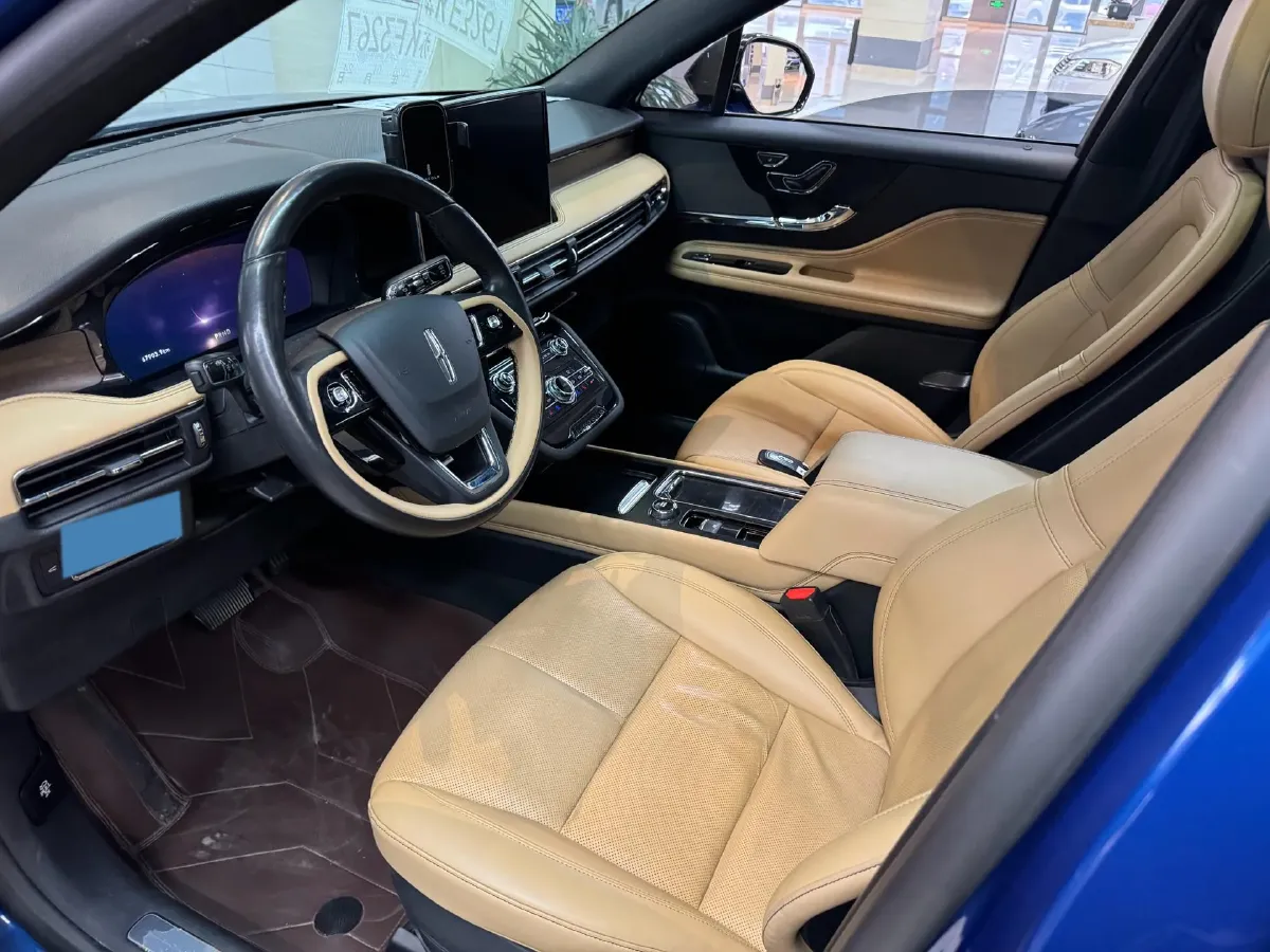 2022 Lincoln Corsair 2.0T 245HP L4 8AT,autocango,china used car exporter,china ev exporter,chinese used car exporter,chinese used ev exporter