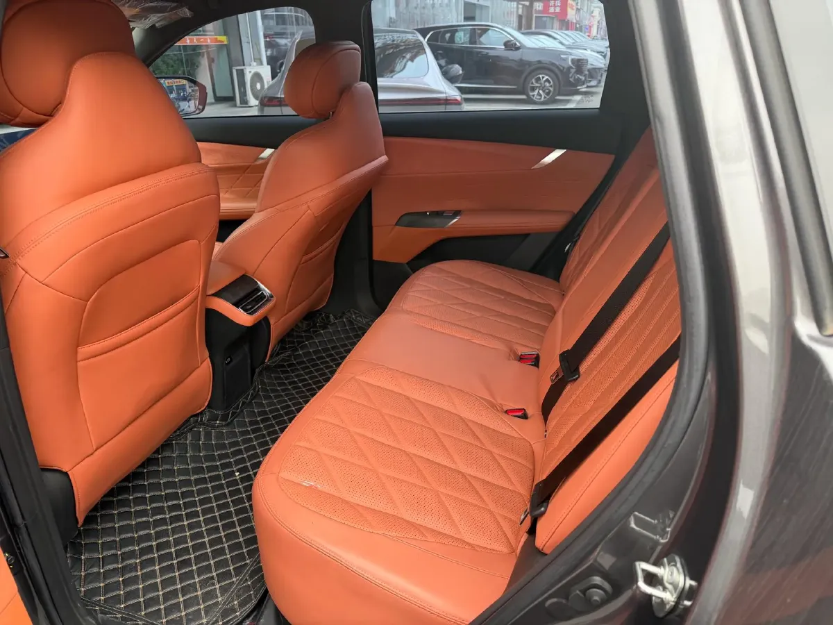 2024 ChangAn CS75 Plus 1.5T 188HP L4 8AT,autocango,china used car exporter,china ev exporter,chinese used car exporter,chinese used ev exporter