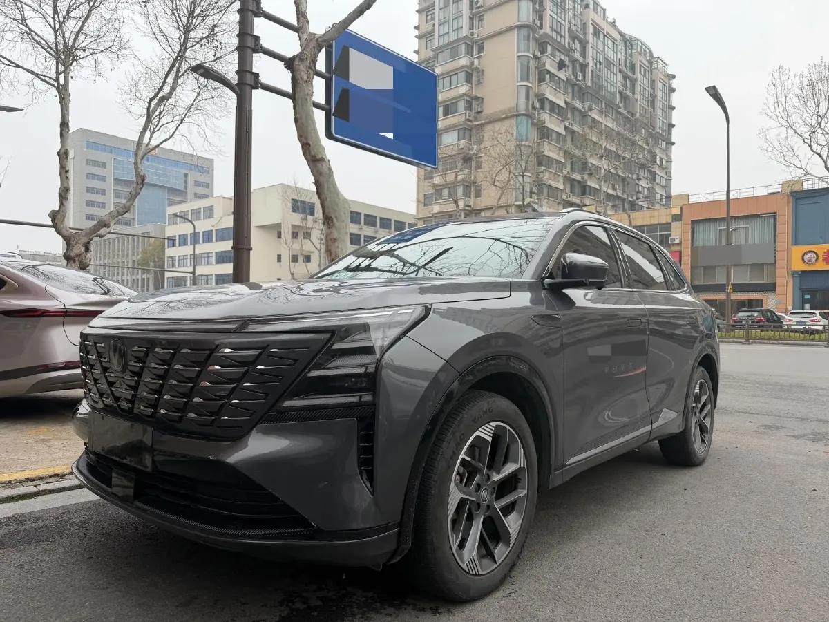 2024 ChangAn CS75 Plus 1.5T 188HP L4 8AT,autocango,china used car exporter,china ev exporter,chinese used car exporter,chinese used ev exporter