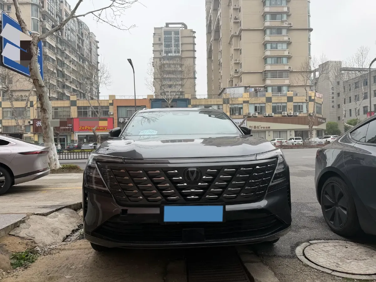 2024 ChangAn CS75 Plus 1.5T 188HP L4 8AT,autocango,china used car exporter,china ev exporter,chinese used car exporter,chinese used ev exporter