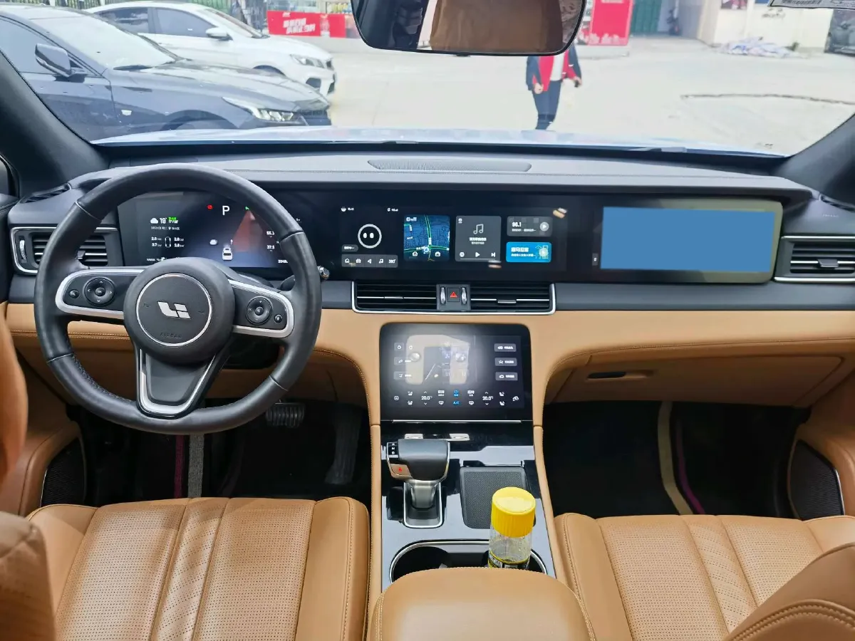 2020 Li ONE Range Extended 131HP REEV 40.5KWH,autocango,china used car exporter,china ev exporter,chinese used car exporter,chinese used ev exporter