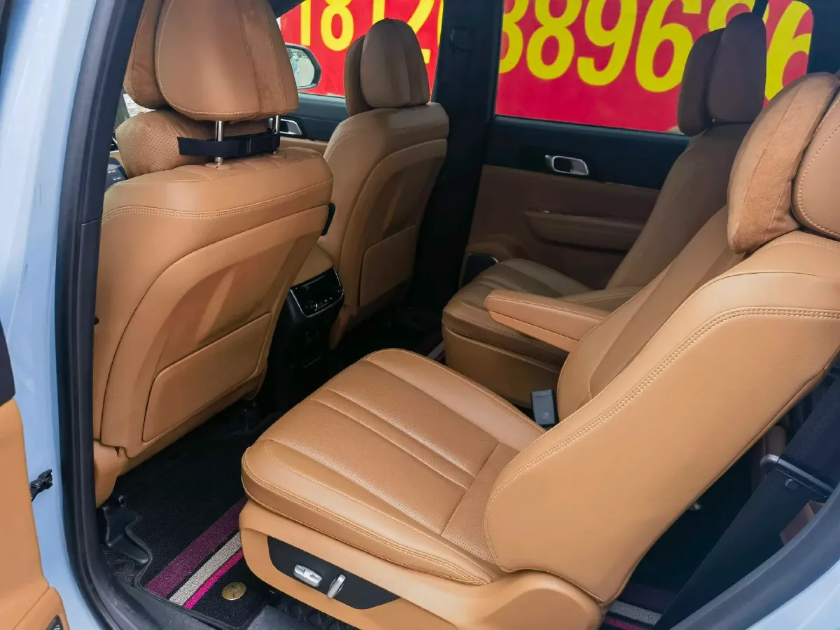 2020 Li ONE Range Extended 131HP REEV 40.5KWH,autocango,china used car exporter,china ev exporter,chinese used car exporter,chinese used ev exporter