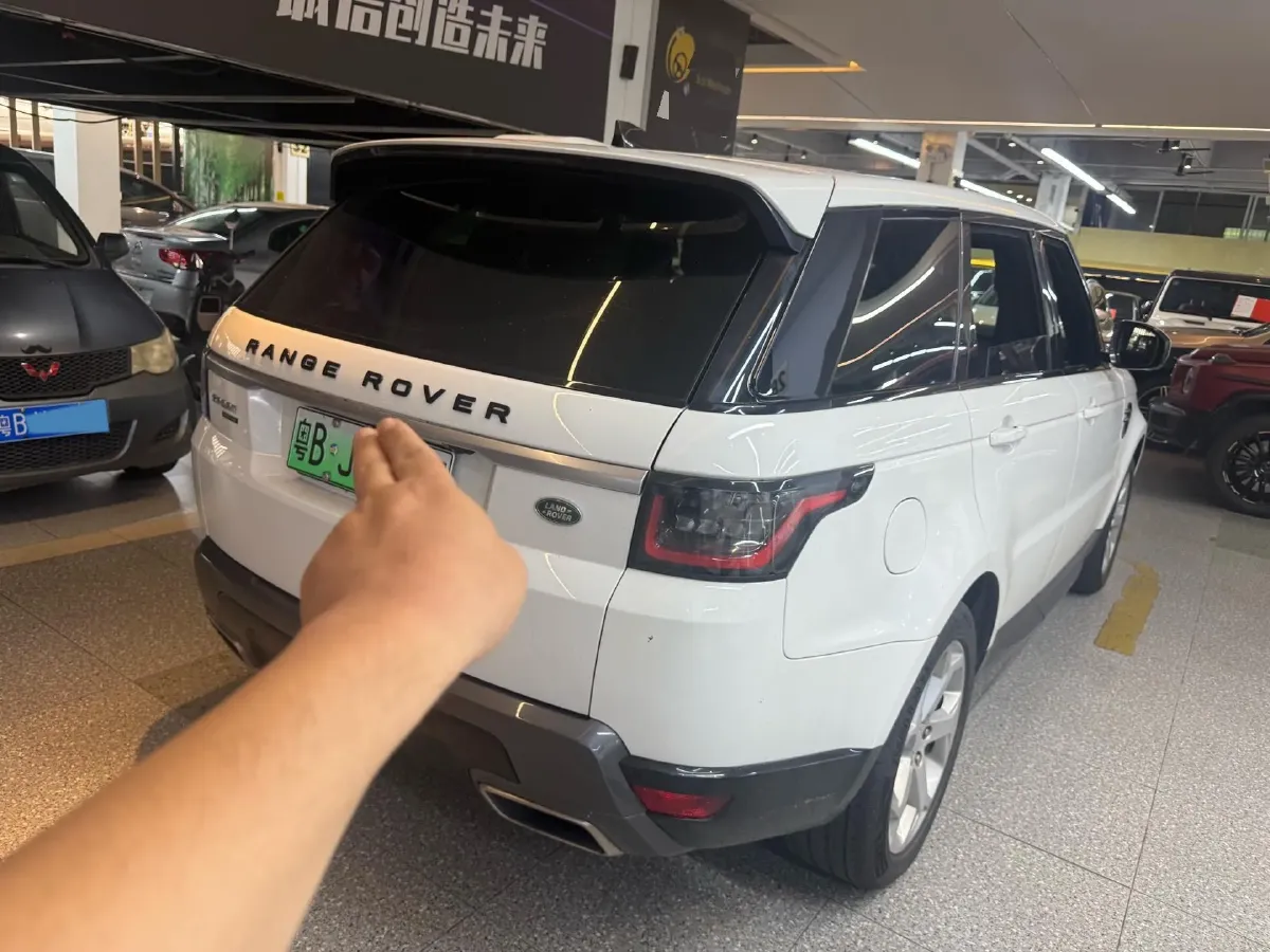 2018 Land Rover Range Rover Sport 2.0T 300HP L4 8AT PHEV 13.1KWH,autocango,china used car exporter,china ev exporter,chinese used car exporter,chinese used ev exporter