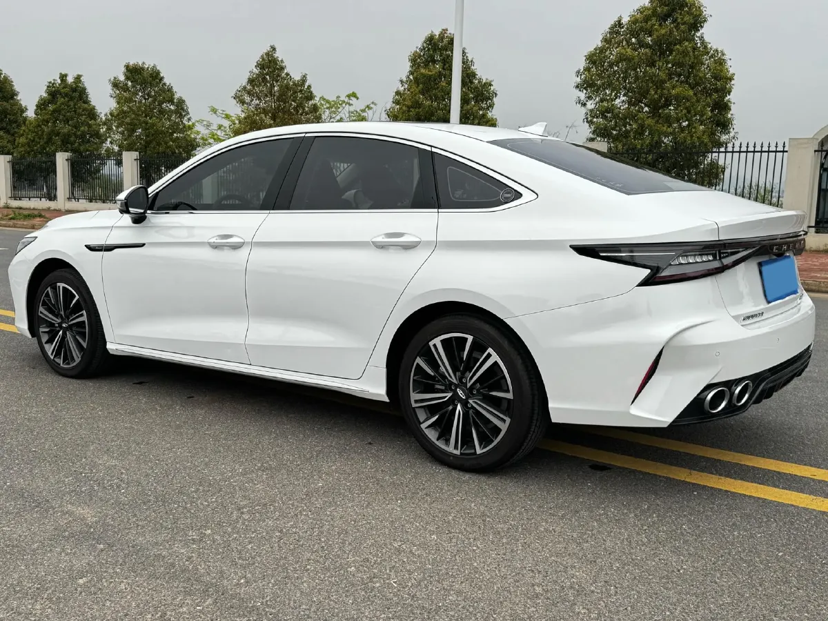 2024 Chery Arrizo 8 1.6T 197HP L4 7DCT,autocango,china used car exporter,china ev exporter,chinese used car exporter,chinese used ev exporter