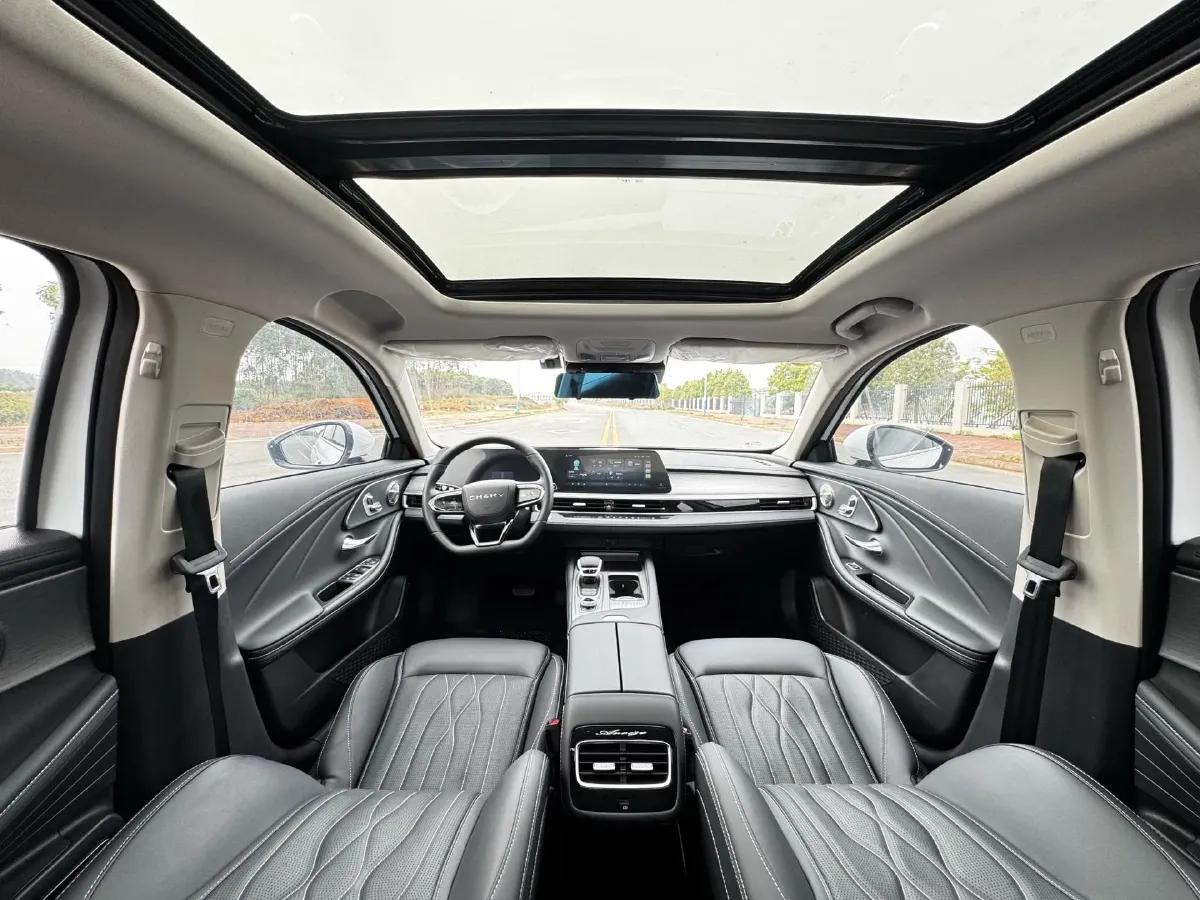 2024 Chery Arrizo 8 1.6T 197HP L4 7DCT,autocango,china used car exporter,china ev exporter,chinese used car exporter,chinese used ev exporter