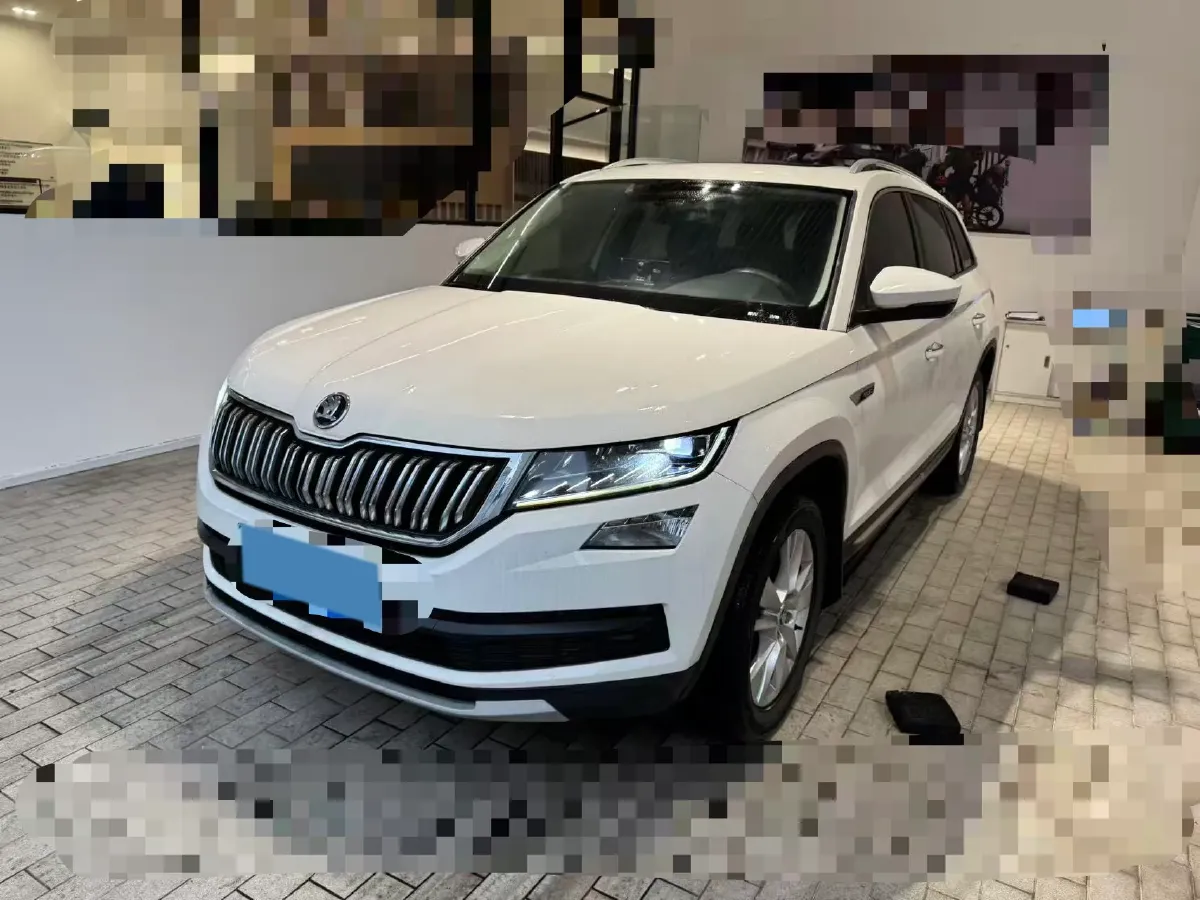 2018 Skoda Kodiak 2.0T 186HP L4 7DCT,autocango,china used car exporter,china ev exporter,chinese used car exporter,chinese used ev exporter