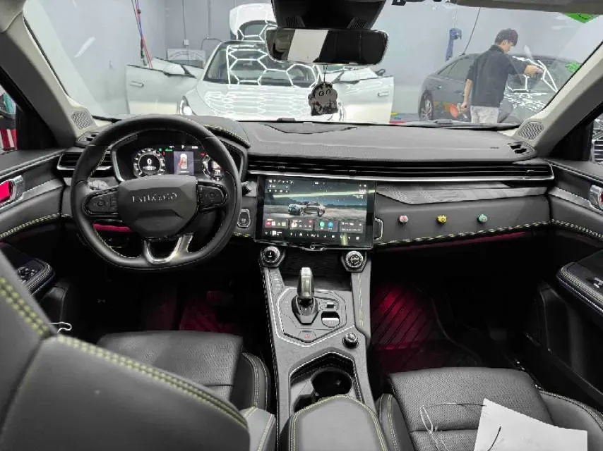 2023 MAXUS Interstellar 2.0T 261HP L4 8AT,autocango,china used car exporter,china ev exporter,chinese used car exporter,chinese used ev exporter