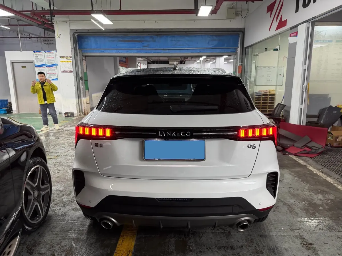 2023 LYNK&CO 06 1.5T 181HP L4 7DCT,autocango,china used car exporter,china ev exporter,chinese used car exporter,chinese used ev exporter