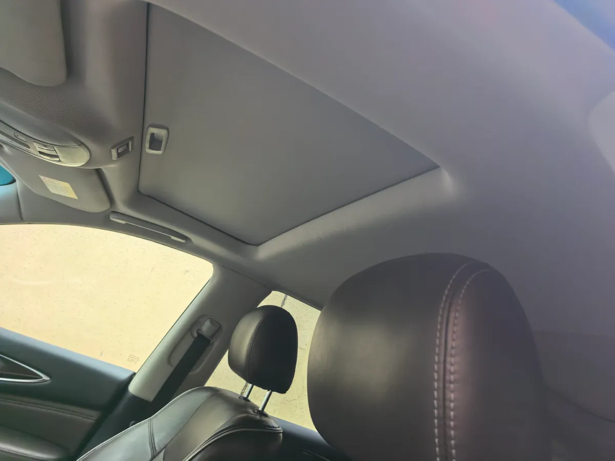 2016 Jaguar XF 2.0T 240HP L4 8AT,autocango,china used car exporter,china ev exporter,chinese used car exporter,chinese used ev exporter