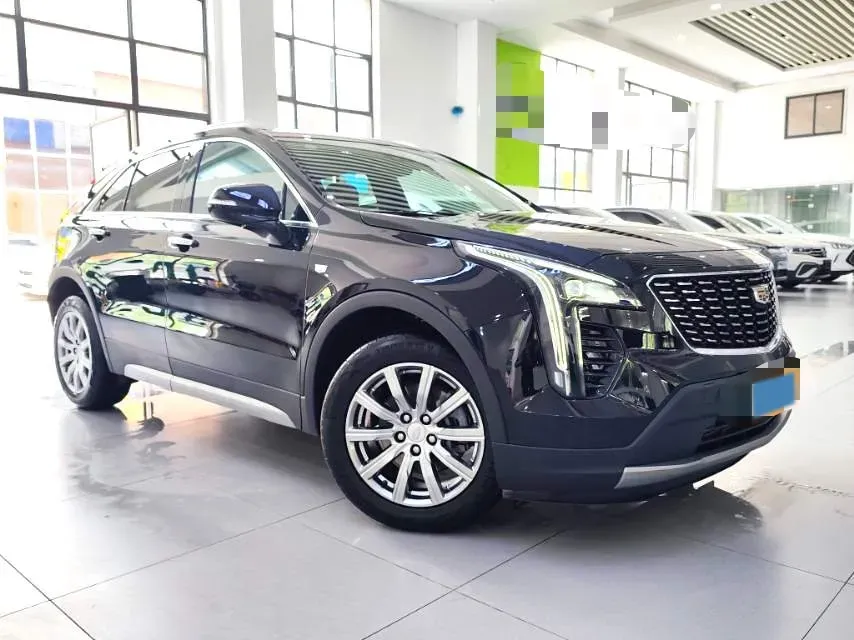2022 Cadillac XT4 2.0T 237HP L4 9AT,autocango,china used car exporter,china ev exporter,chinese used car exporter,chinese used ev exporter