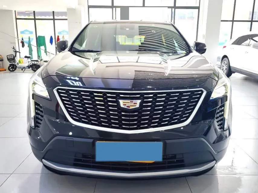 2022 Cadillac XT4 2.0T 237HP L4 9AT,autocango,china used car exporter,china ev exporter,chinese used car exporter,chinese used ev exporter