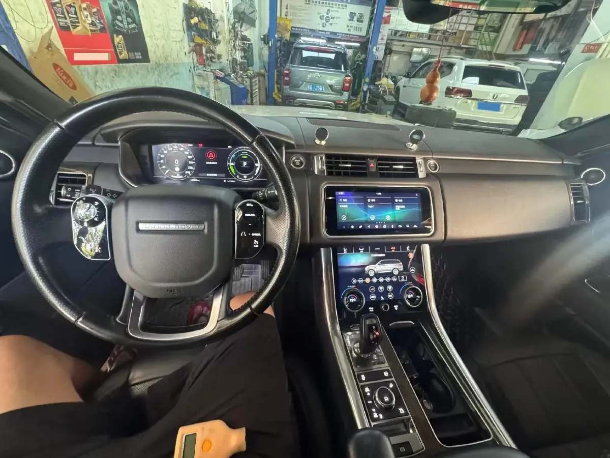 2018 Land Rover Range Rover Sport 2.0T 300HP L4 8AT PHEV 13.1KWH,autocango,china used car exporter,china ev exporter,chinese used car exporter,chinese used ev exporter