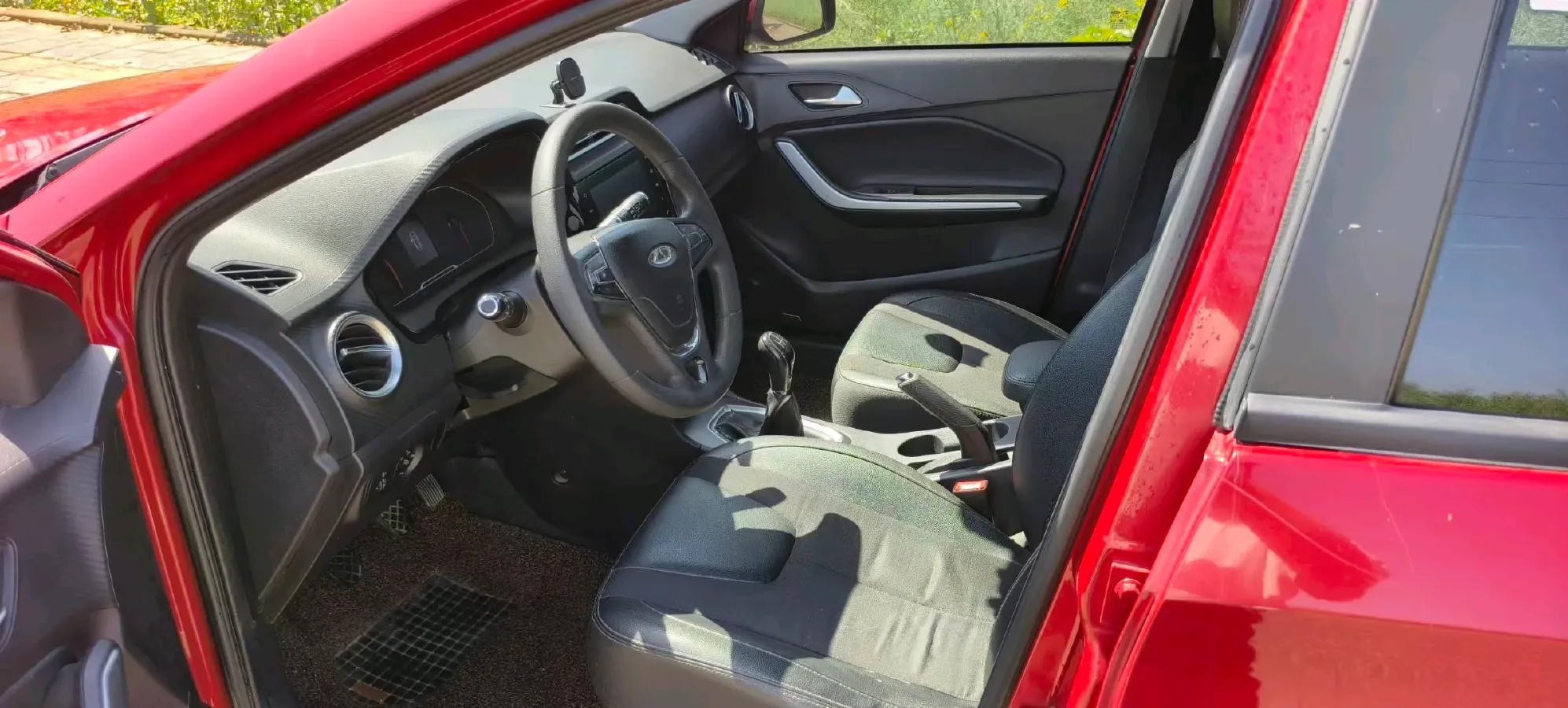 2018 Chery Tiggo 3x 1.5L 106HP L4 5MT,autocango,china used car exporter,china ev exporter,chinese used car exporter,chinese used ev exporter