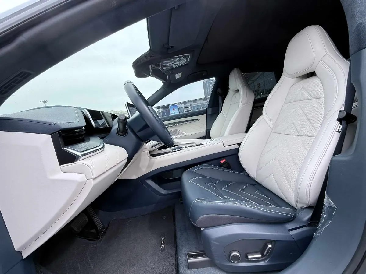 2022 Zeekr 001 BEV 100KWH,autocango,china used car exporter,china ev exporter,chinese used car exporter,chinese used ev exporter