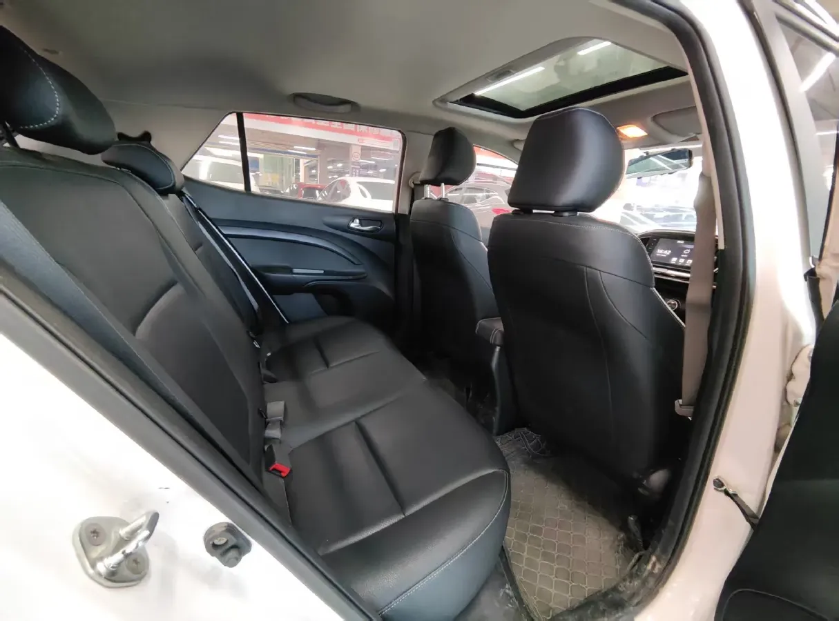 2021 Kia KX1 1.4L 100HP L4 CVT,autocango,china used car exporter,china ev exporter,chinese used car exporter,chinese used ev exporter