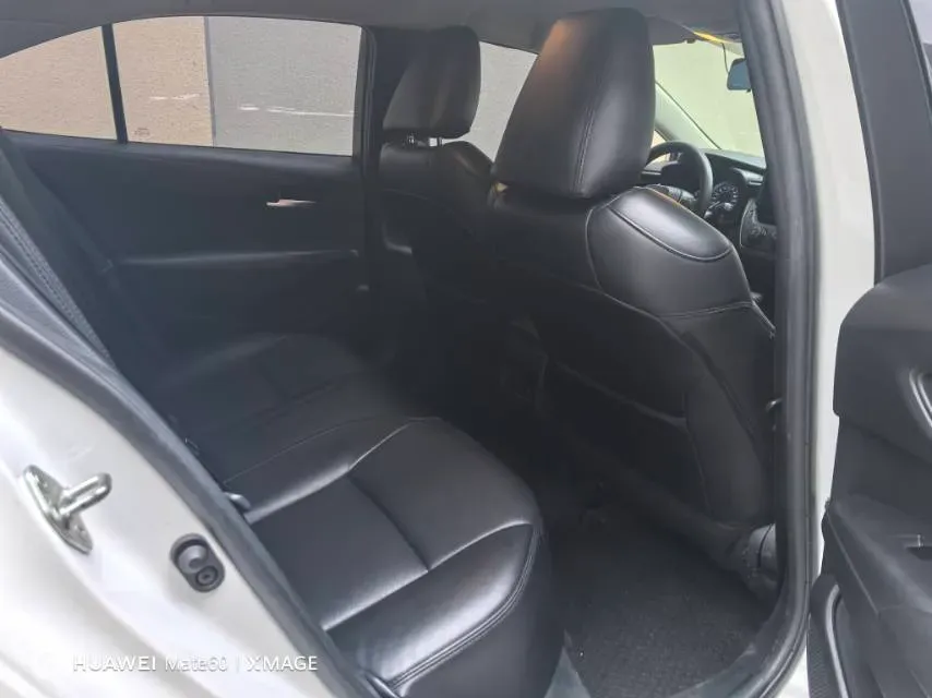 2021 Toyota Corolla 1.2T 116HP L4 CVT,autocango,china used car exporter,china ev exporter,chinese used car exporter,chinese used ev exporter