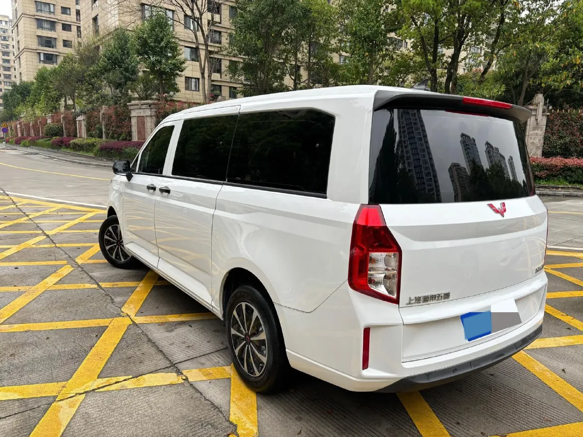 2021 WuLing ZhengChen 1.5T 147HP L4 6MT,autocango,china used car exporter,china ev exporter,chinese used car exporter,chinese used ev exporter