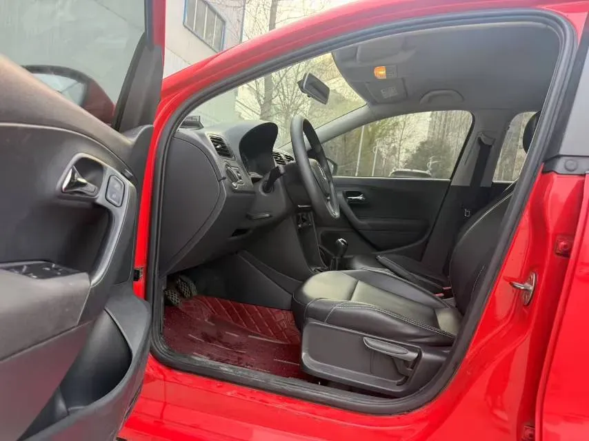 2014 Chery Tiggo 3 1.6L 126HP L4 5MT,autocango,china used car exporter,china ev exporter,chinese used car exporter,chinese used ev exporter