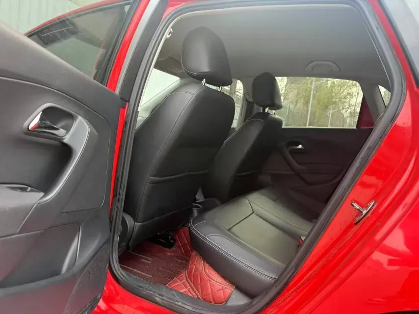 2014 Chery Tiggo 3 1.6L 126HP L4 5MT,autocango,china used car exporter,china ev exporter,chinese used car exporter,chinese used ev exporter