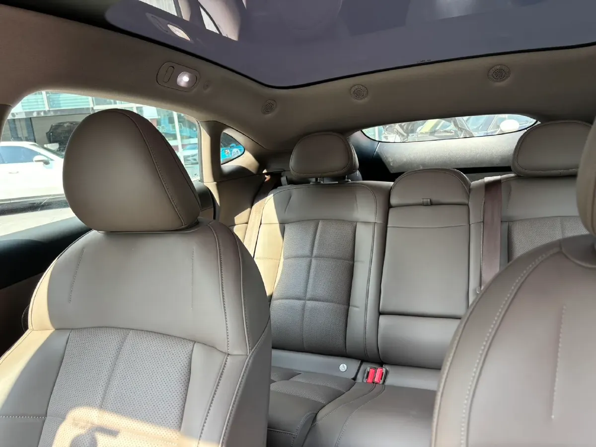 2025 IM L6 BEV,autocango,china used car exporter,china ev exporter,chinese used car exporter,chinese used ev exporter