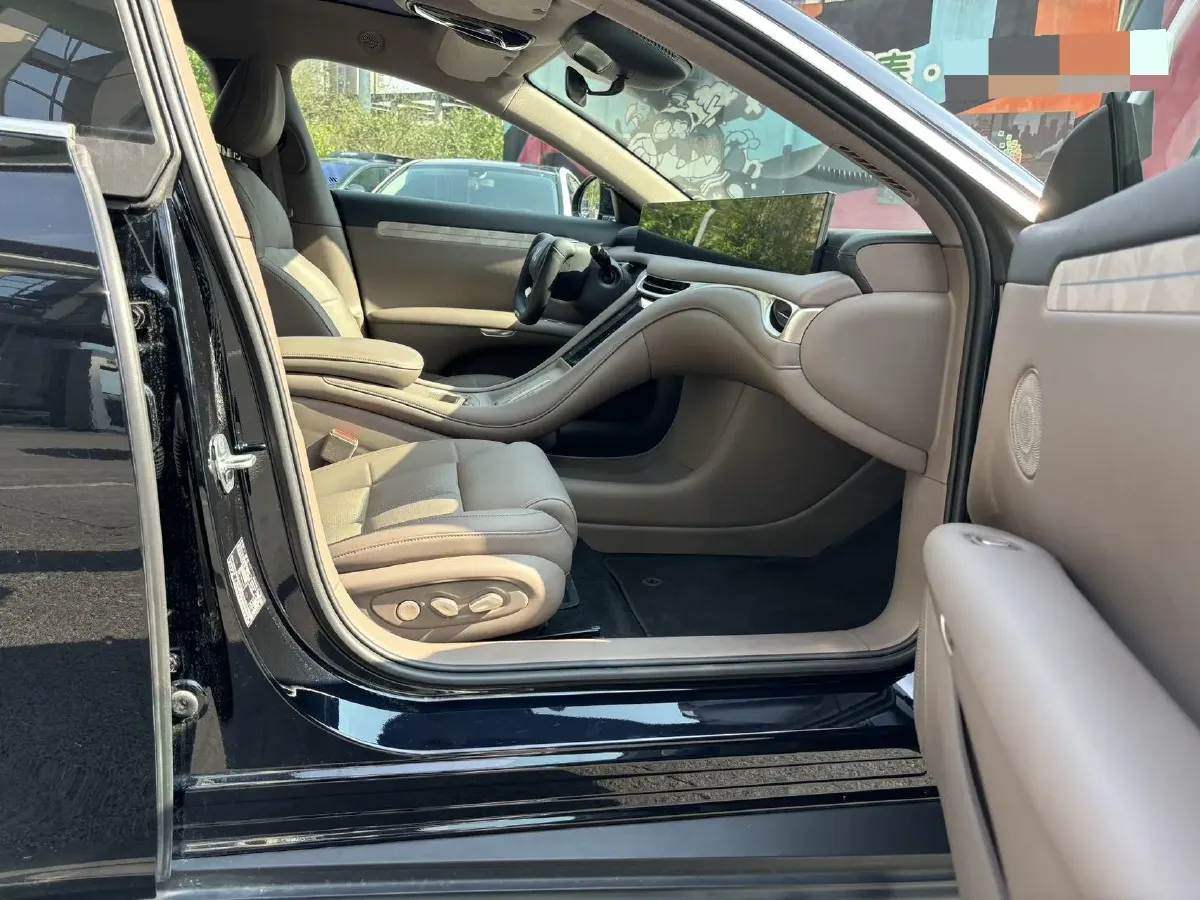 2025 IM L6 BEV,autocango,china used car exporter,china ev exporter,chinese used car exporter,chinese used ev exporter