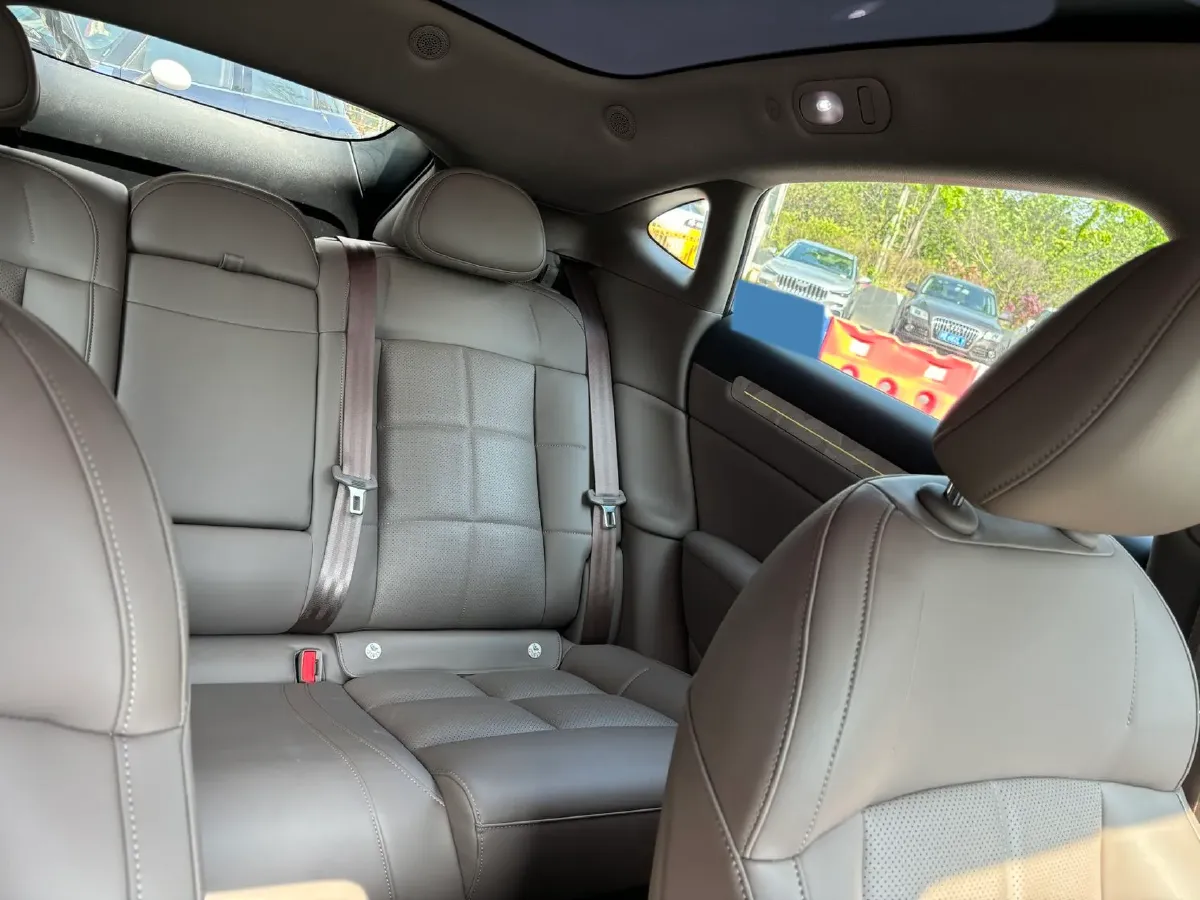 2025 IM L6 BEV,autocango,china used car exporter,china ev exporter,chinese used car exporter,chinese used ev exporter