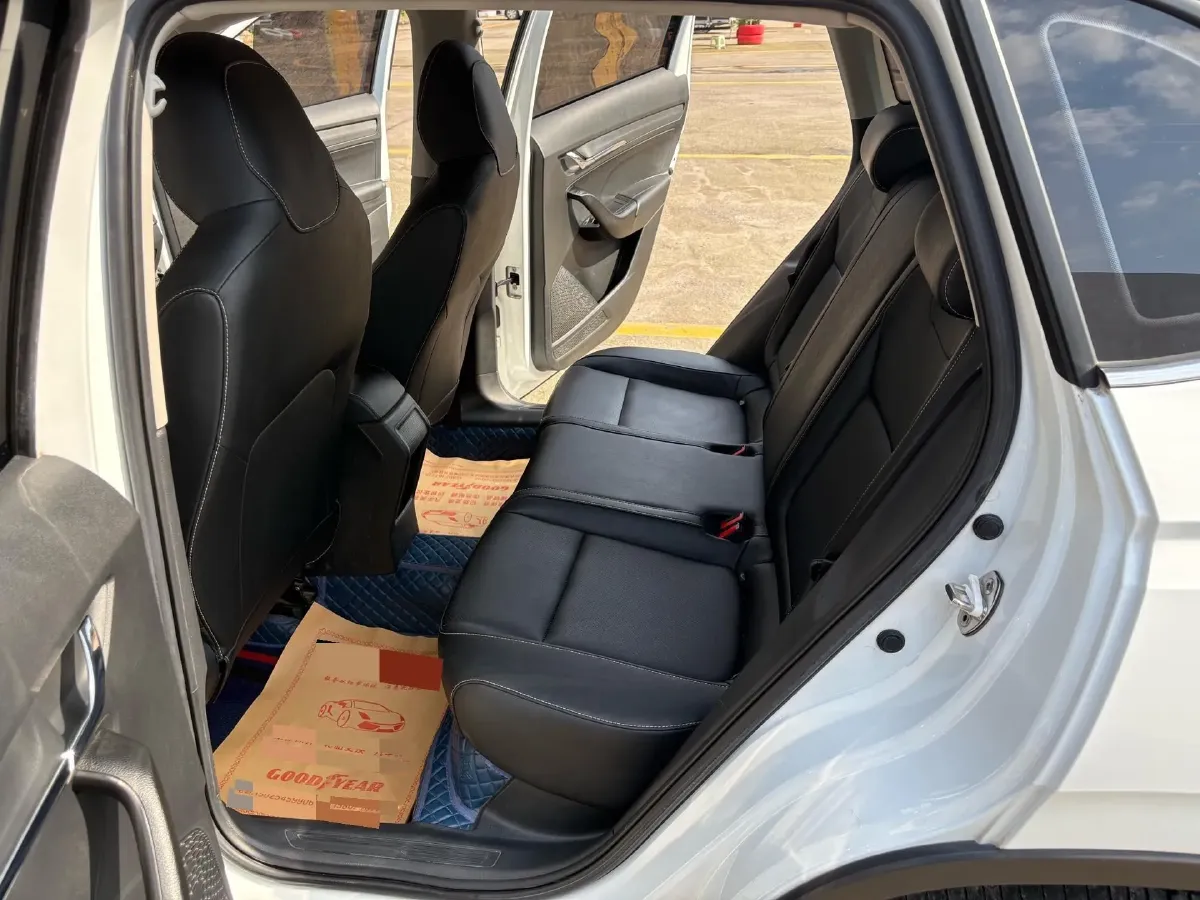 2023 Skoda Kamiq 1.5L 109HP L4 6AT,autocango,china used car exporter,china ev exporter,chinese used car exporter,chinese used ev exporter