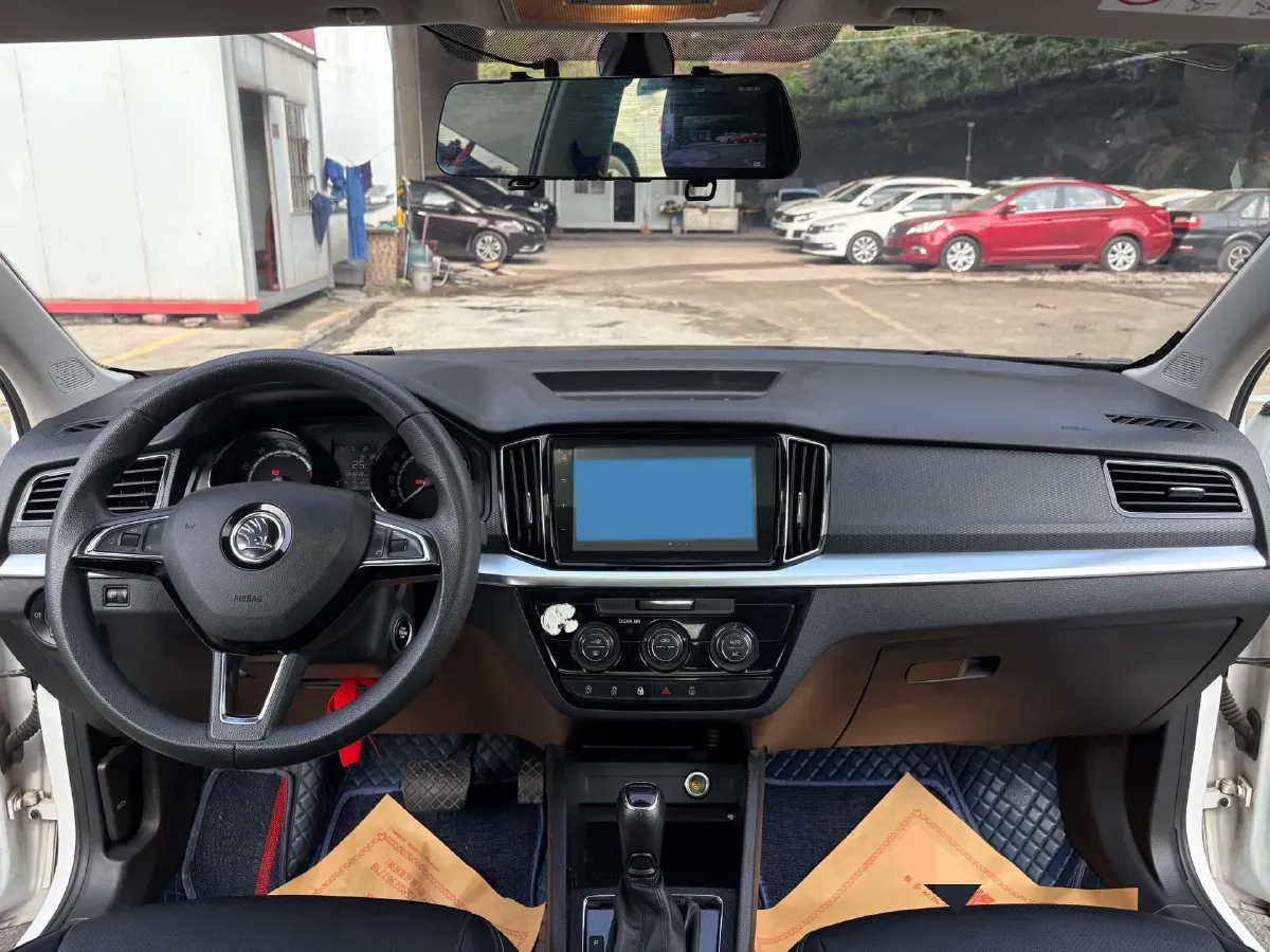 2023 Skoda Kamiq 1.5L 109HP L4 6AT,autocango,china used car exporter,china ev exporter,chinese used car exporter,chinese used ev exporter